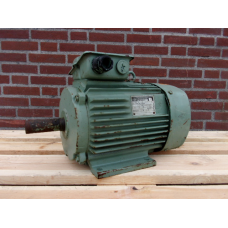 .0,7 KW - 475 RPM / 1 KW - 970 RPM, As 32 mm. Unused